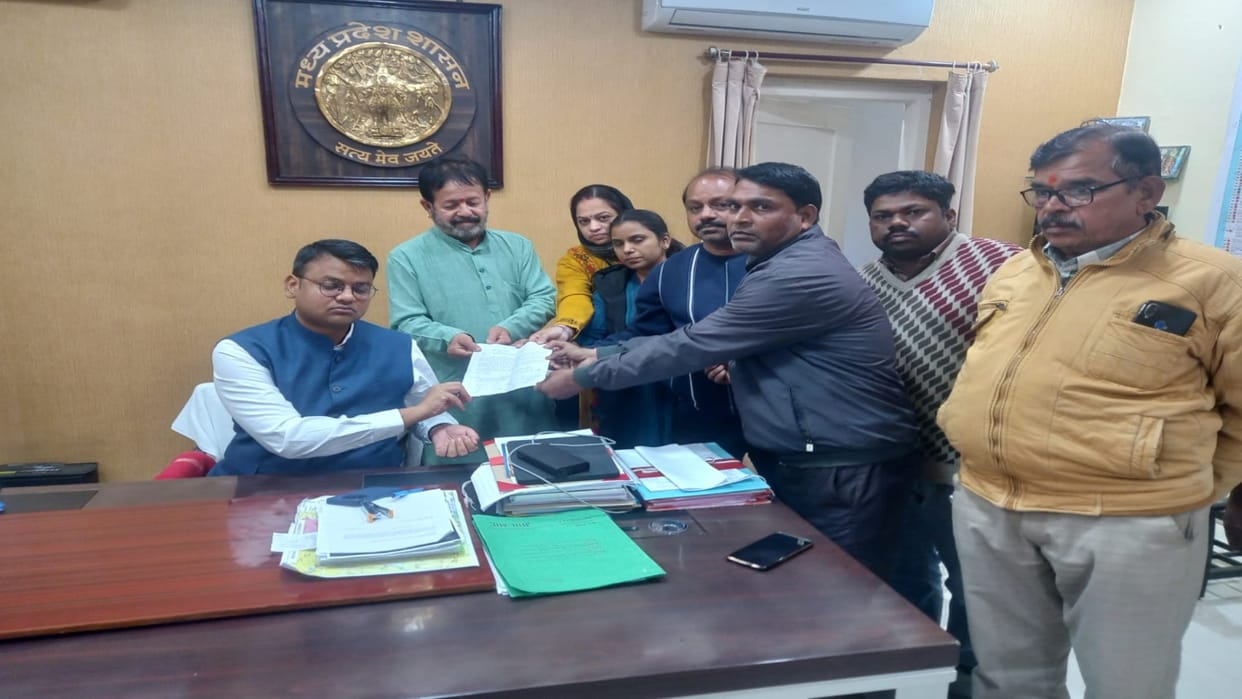 No action against Tehsildar abusing employees