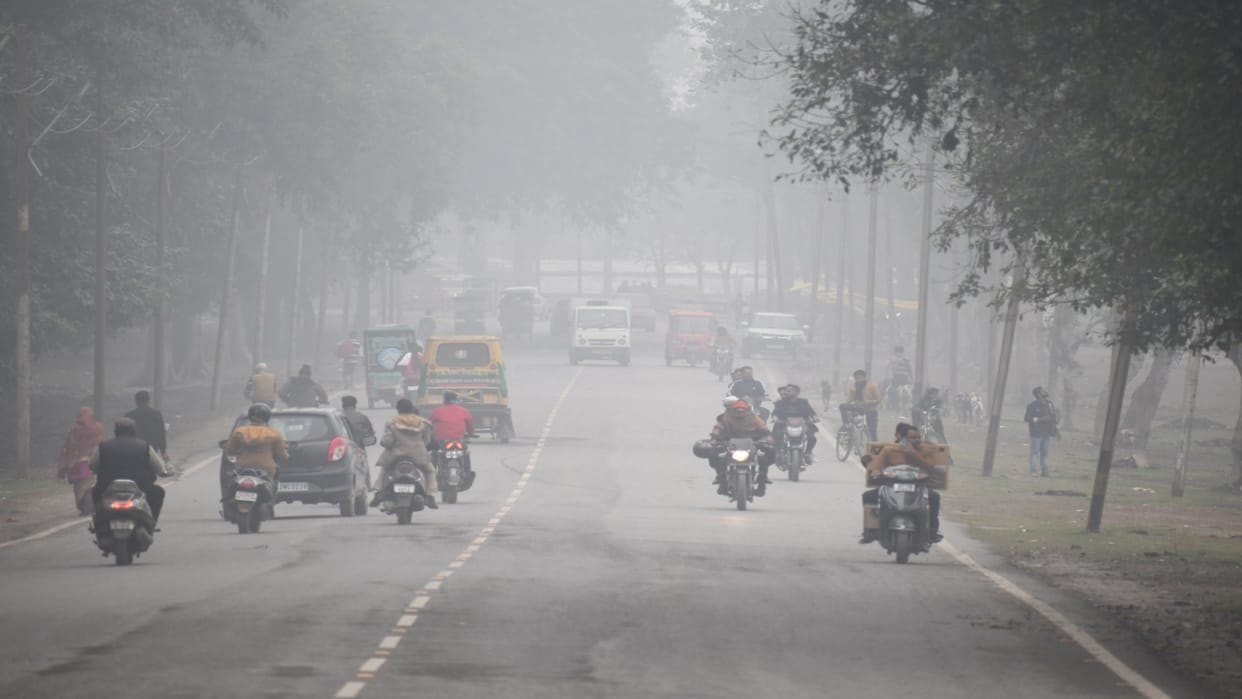 Delhi Ncr Weather Forecast Update Today Chances of rain on Tuesday amidst severe cold