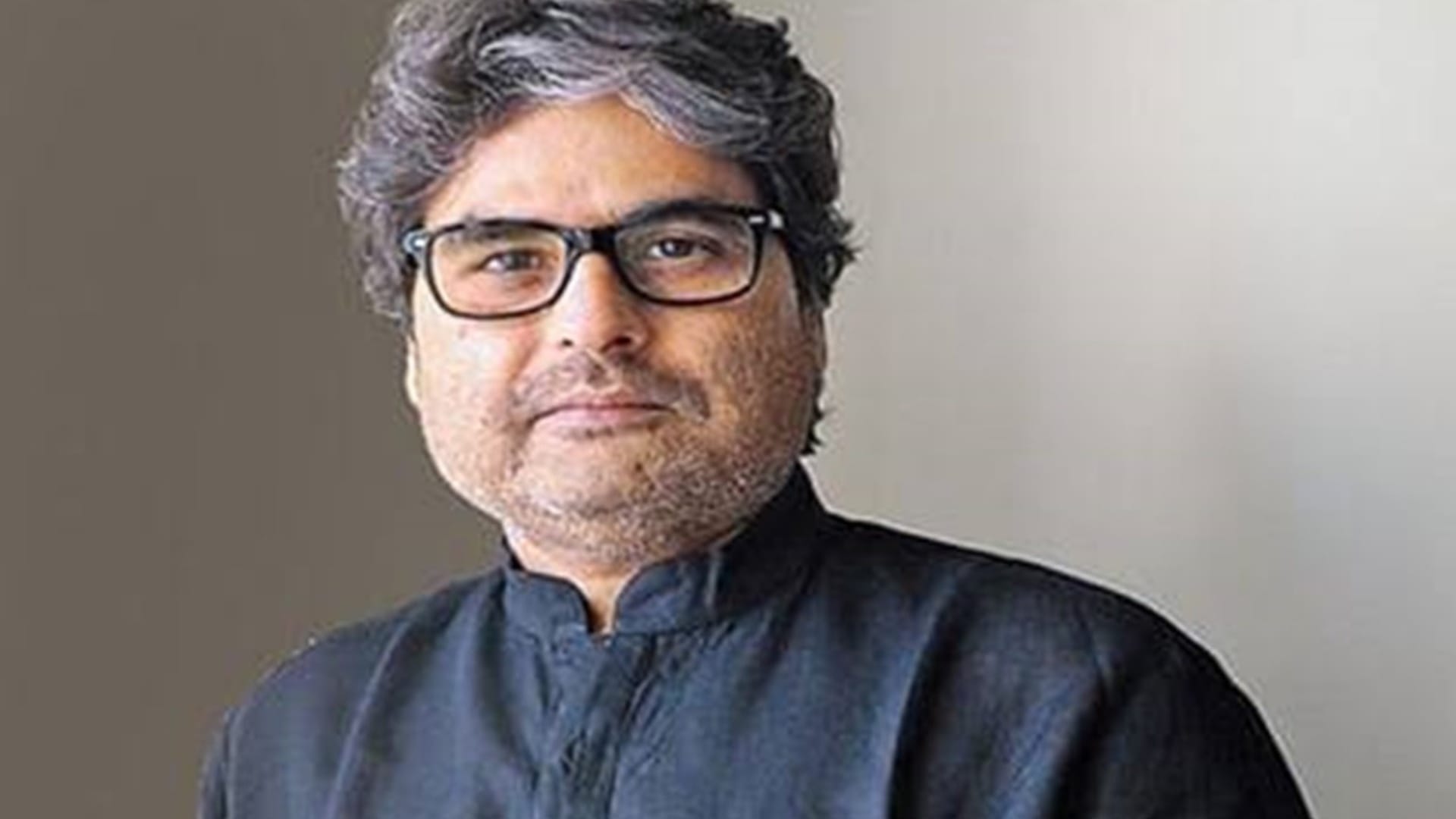 Dunki actor Shah Rukh Khan to work with Vishal Bhardwaj reports Khufiya director wants to do film with him