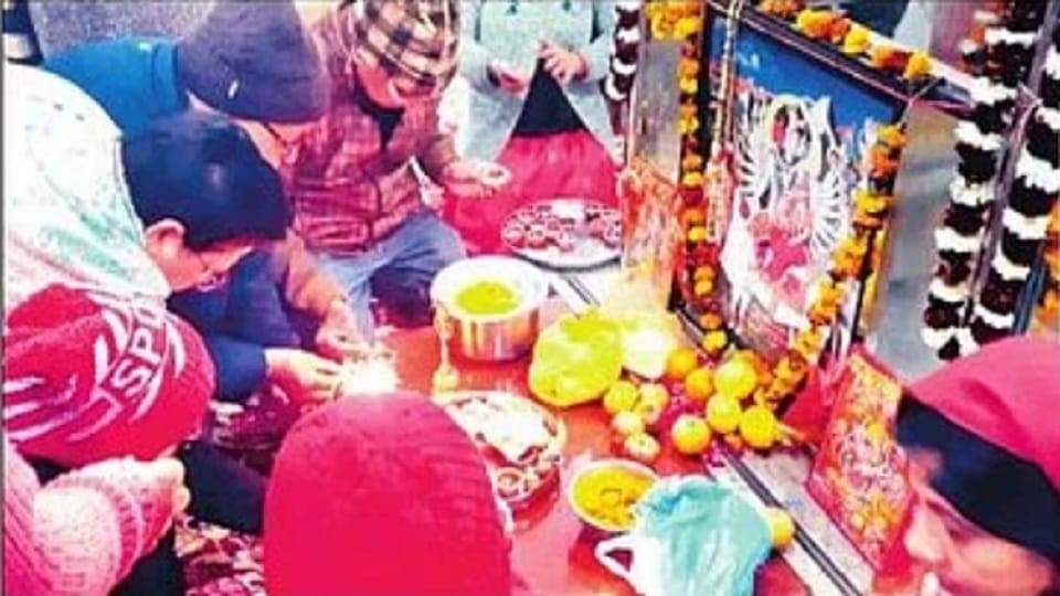 Hawan-poojan after 32 years in Anandeshwar Bhairavnath temple of Srinagar