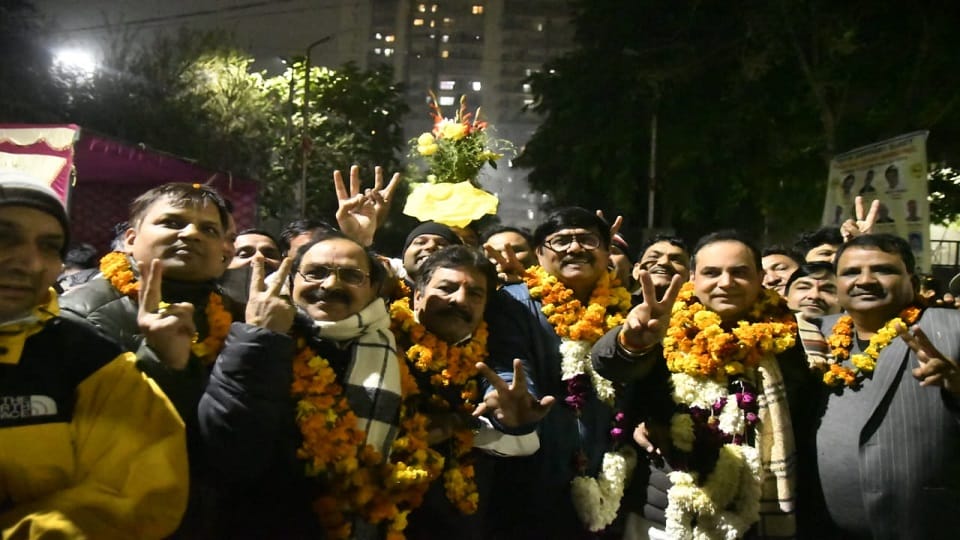 FONRWA Elections Yogendra Sharma occupies the chair of President for the third time defeating Rajeev Garg by 8