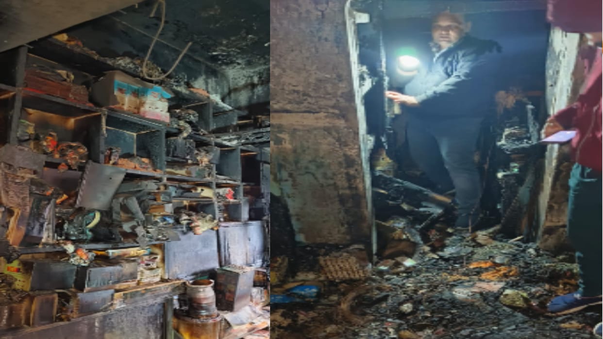Bijnor: Massive fire broke out in a grocery shop,  brought under control after two hours of effort