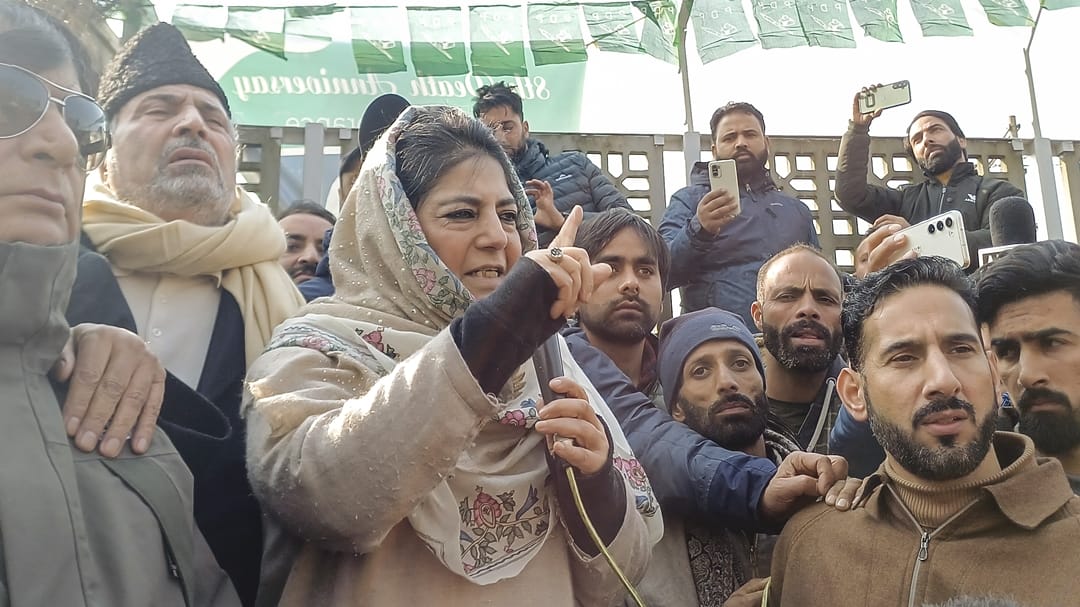 mehbooba mufti said Centre holding talks with NE militants but treating civilians in kashmir as militants