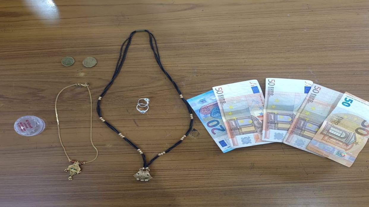 Raipur Crime: Minor thieves  arrested with foreign currency and jewellery