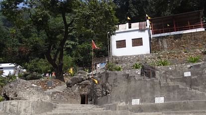 Ram Mandir Lord Ram came to Rishikesh to do penance to atone for the sin of killing a Brahma