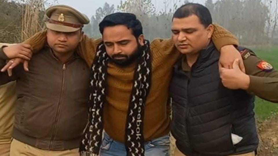 Rampur: Cow smuggler shot in leg in encounter, gangster arrested from Shahzadnagar area
