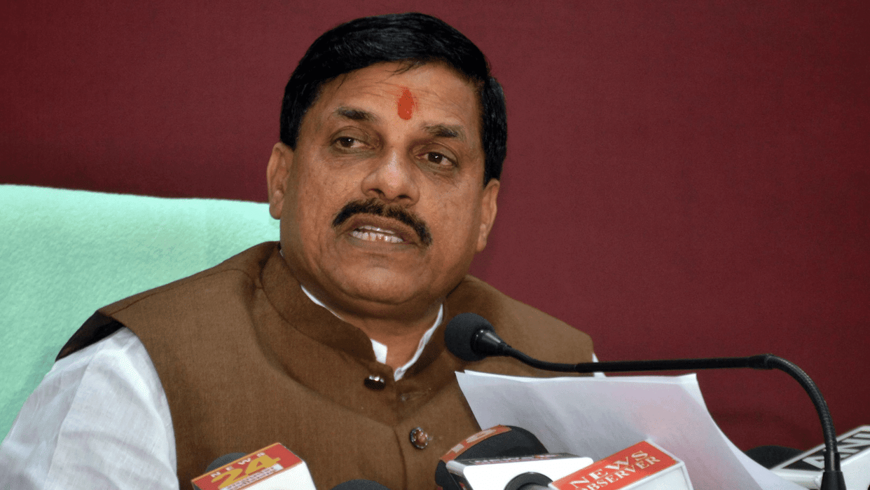 MP News: Uproar in the Assembly, Vijayvargiya said - Congress called Tantya Mama a robber, Congress's walkout