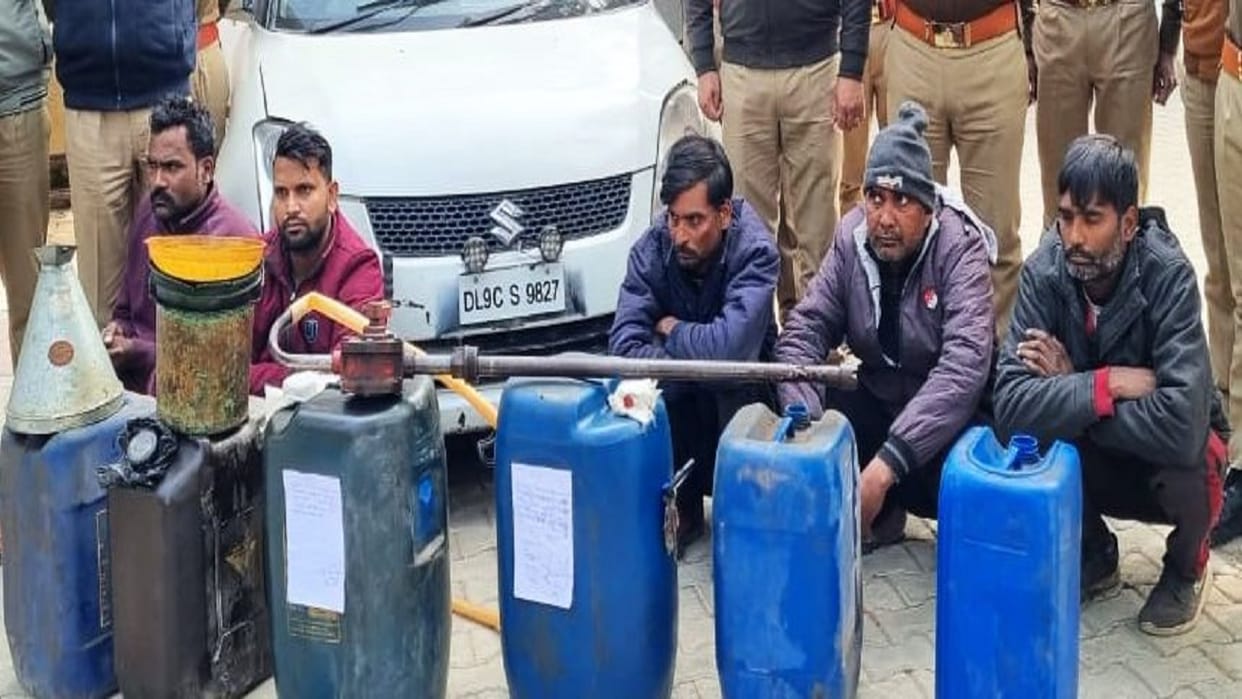 Police arrested five accused of diesel theft in Lakhimpur kheri