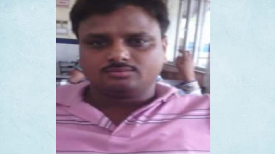 Moradabad: Was making anti-government comments on social media, JE of Municipal Corporation suspended