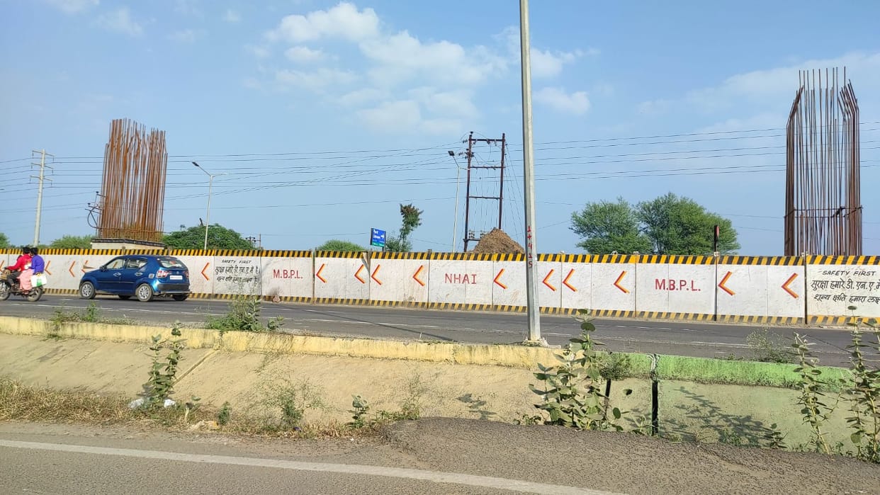 Indore News: Construction of three layer flyover on Indore bypass starts, work will be completed in two years
