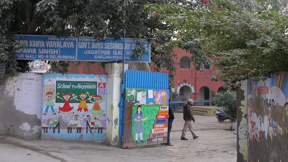 future of girl students hangs in balance due to the dispute between Education Department and MCD