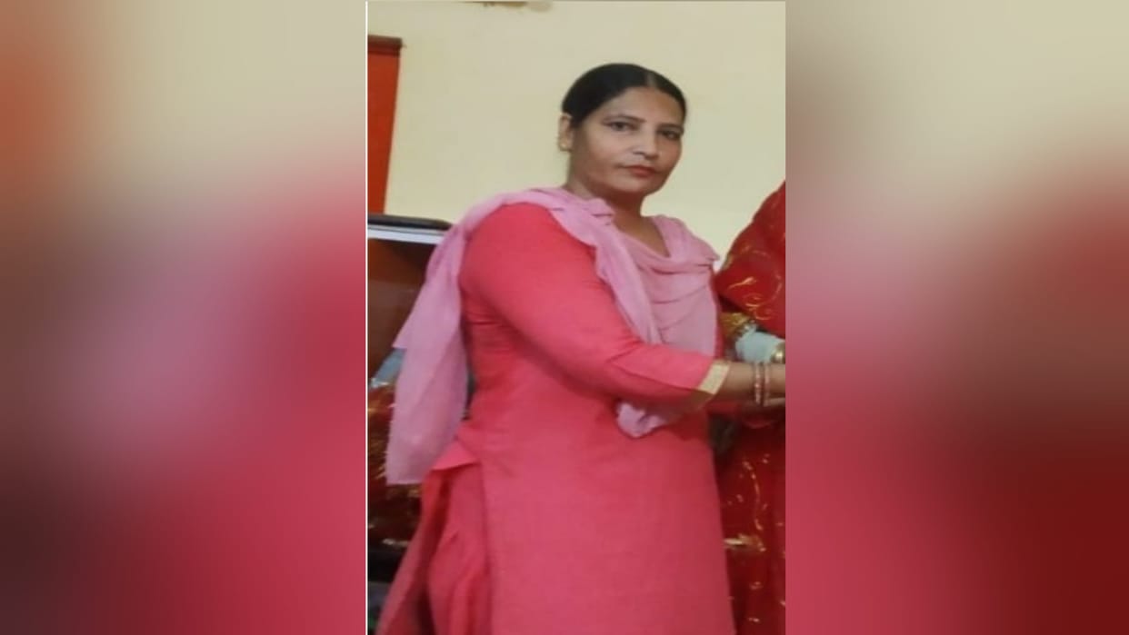 Meerut: ANM delivered Anganwadi worker at her home and mother and child died