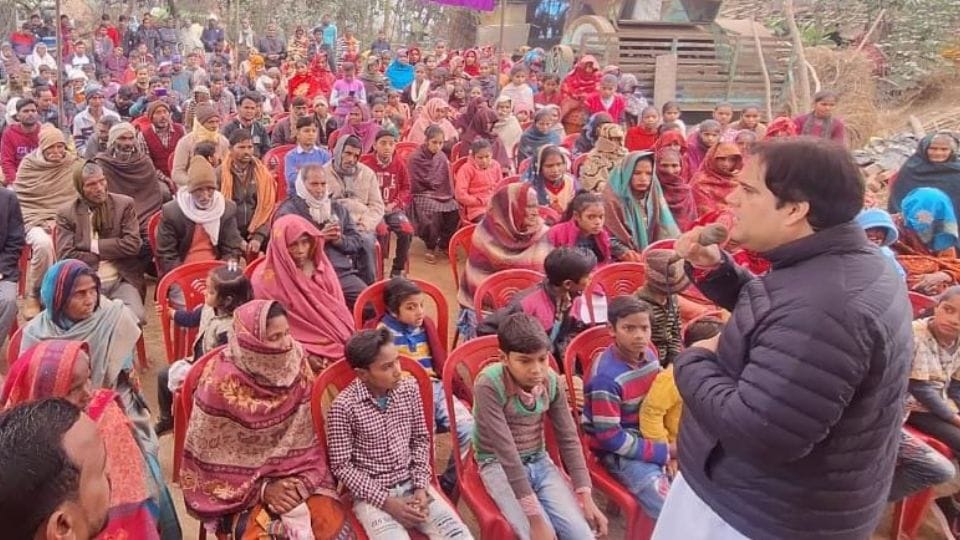 BJP MP Varun Gandhi also listened to problems of people after public meetings in Pilibhit