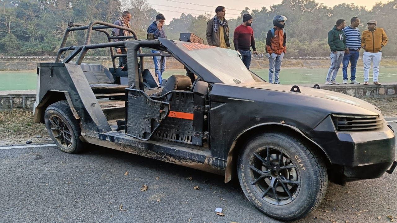 Road accident: Four people including two rangers died in Chilla Rishikesh one missing Uttarakhand news