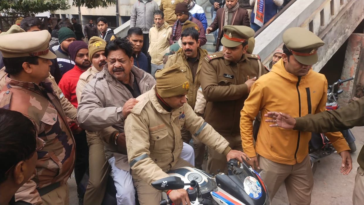 Meerut: Mukesh Siddharth sent to jail in judicial custody and interim bail taken by hiding facts cancelled