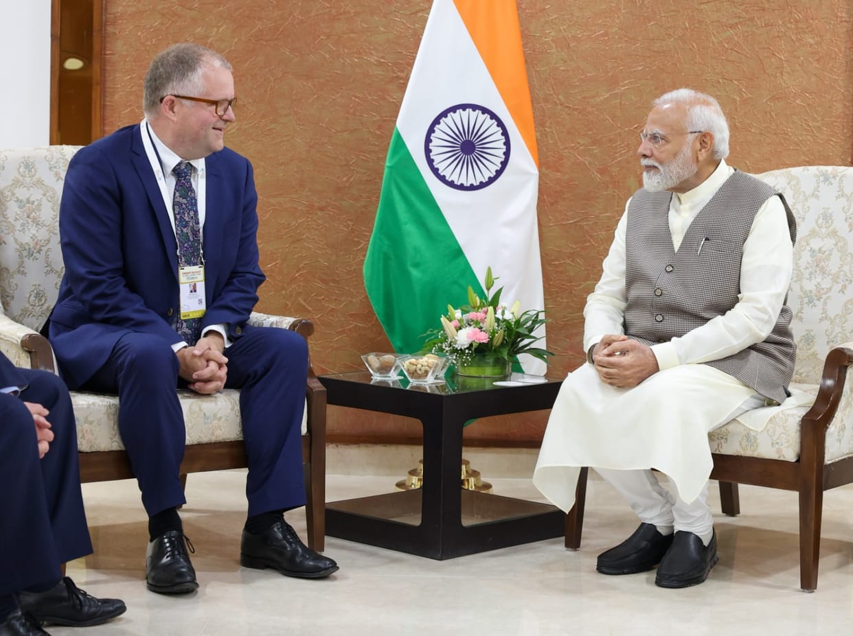 Vice Chancellor of Deakin University Professor Iain Martin meets Prime Minister Narendra Modi