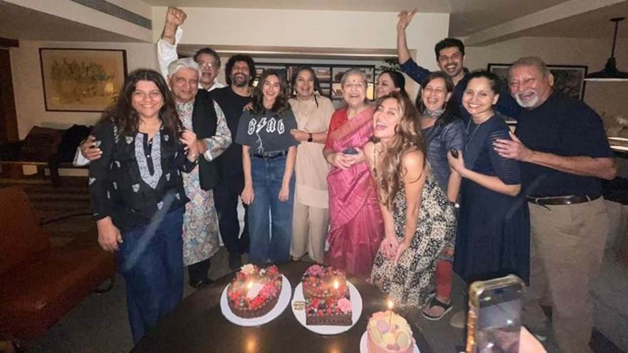 Shabana Azmi celebrates  jee le zara director Farhan Akhtar 50th birthday see viral photos