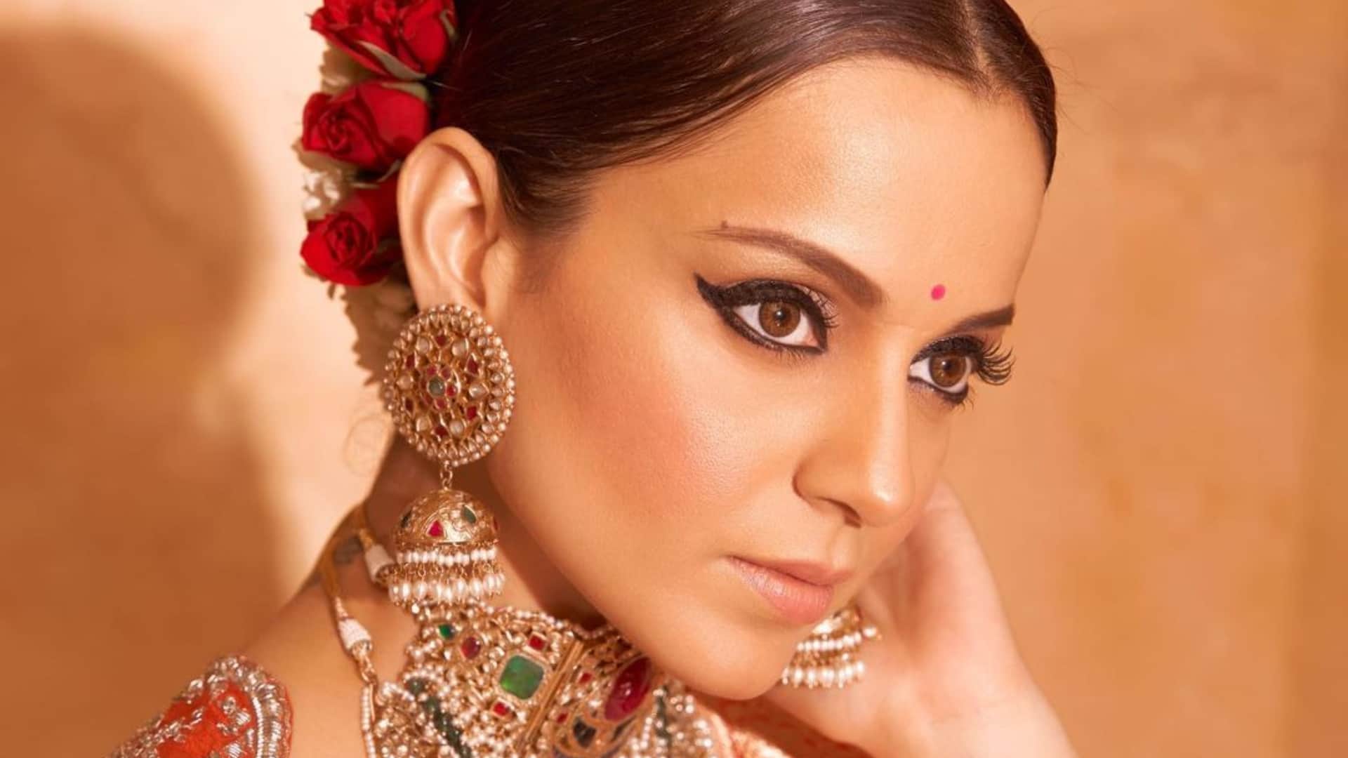 Kangana Ranaut not get relief in defamation case filed by Javed Akhtar Bombay High Court dismisses petition