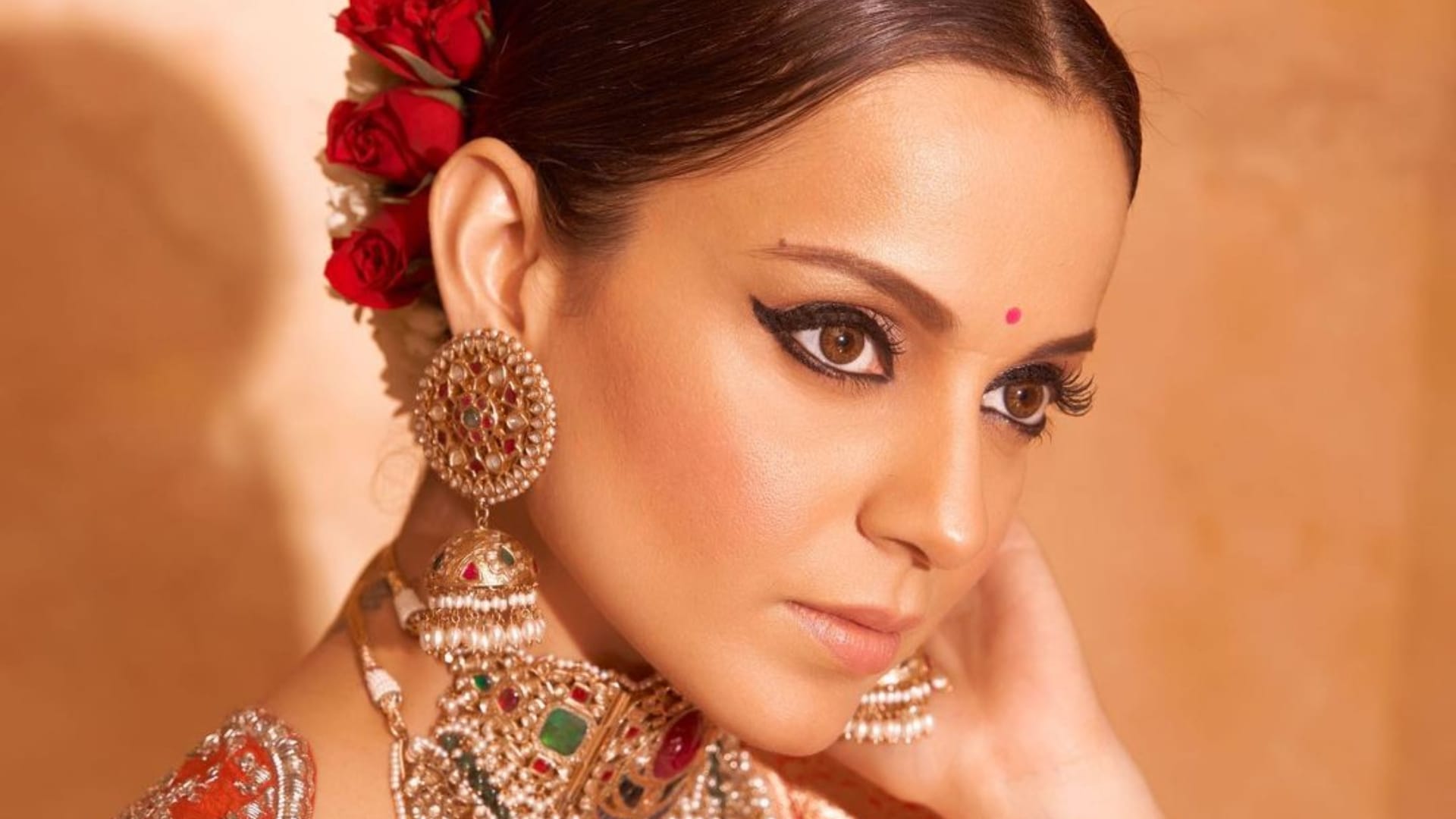 Kangana Ranaut not get relief in defamation case filed by Javed Akhtar Bombay High Court dismisses petition