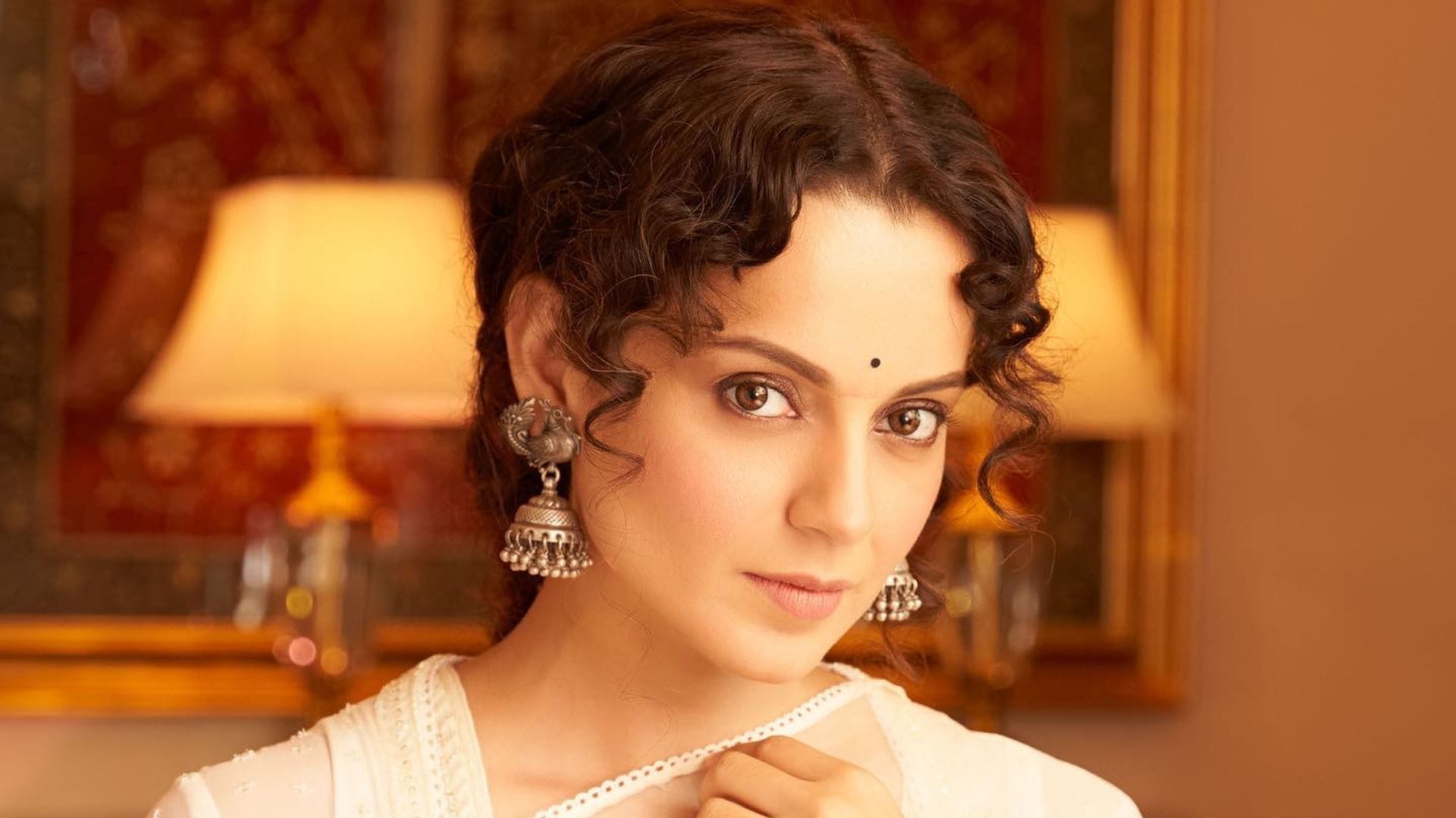 Kangana Ranaut did not understand the anti cheat bill deleted the post after giving wrong response