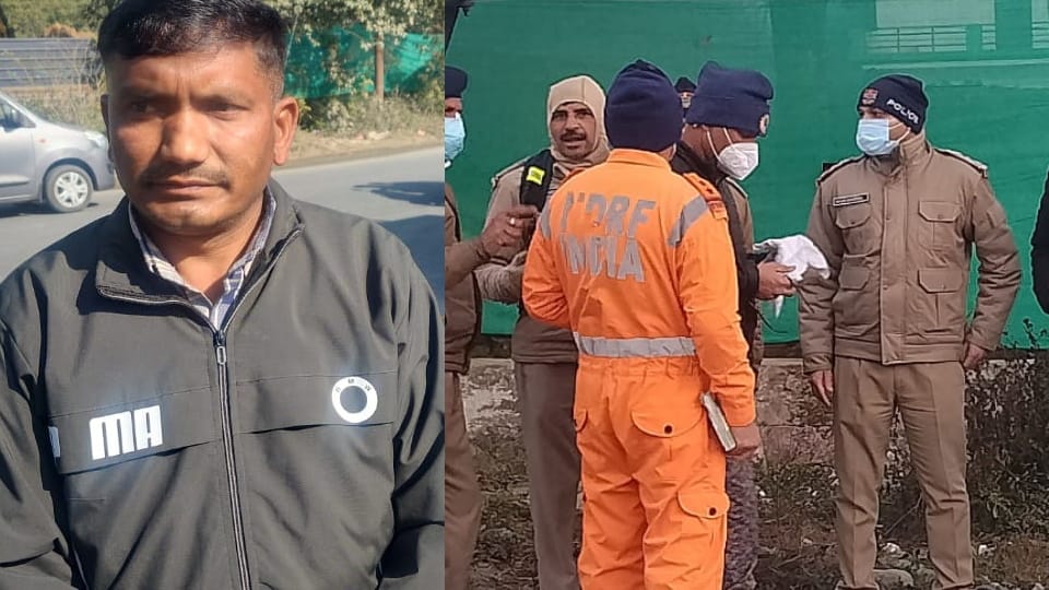 Dehradun News chlorine Gas leakage from cylinder kept in empty plot in Jhajra Many People Hospitalized Photos
