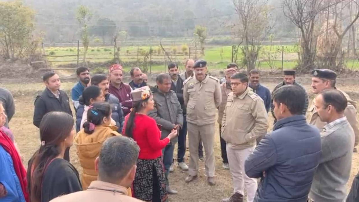 Allegation of building a house by encroaching on Kuhal in Pandoh, and the fields remained dry