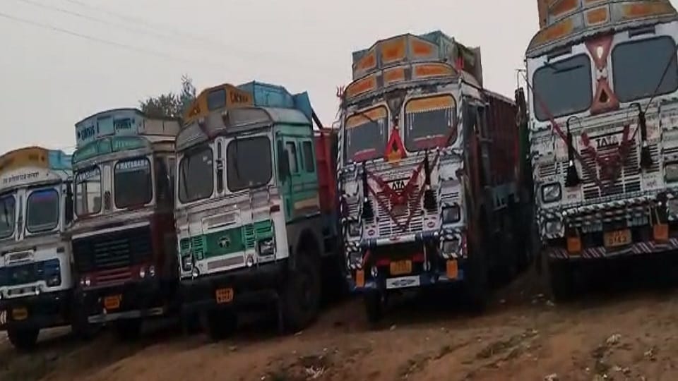 Drivers on way to strike again stop steering movement will start from night in Kabirdham