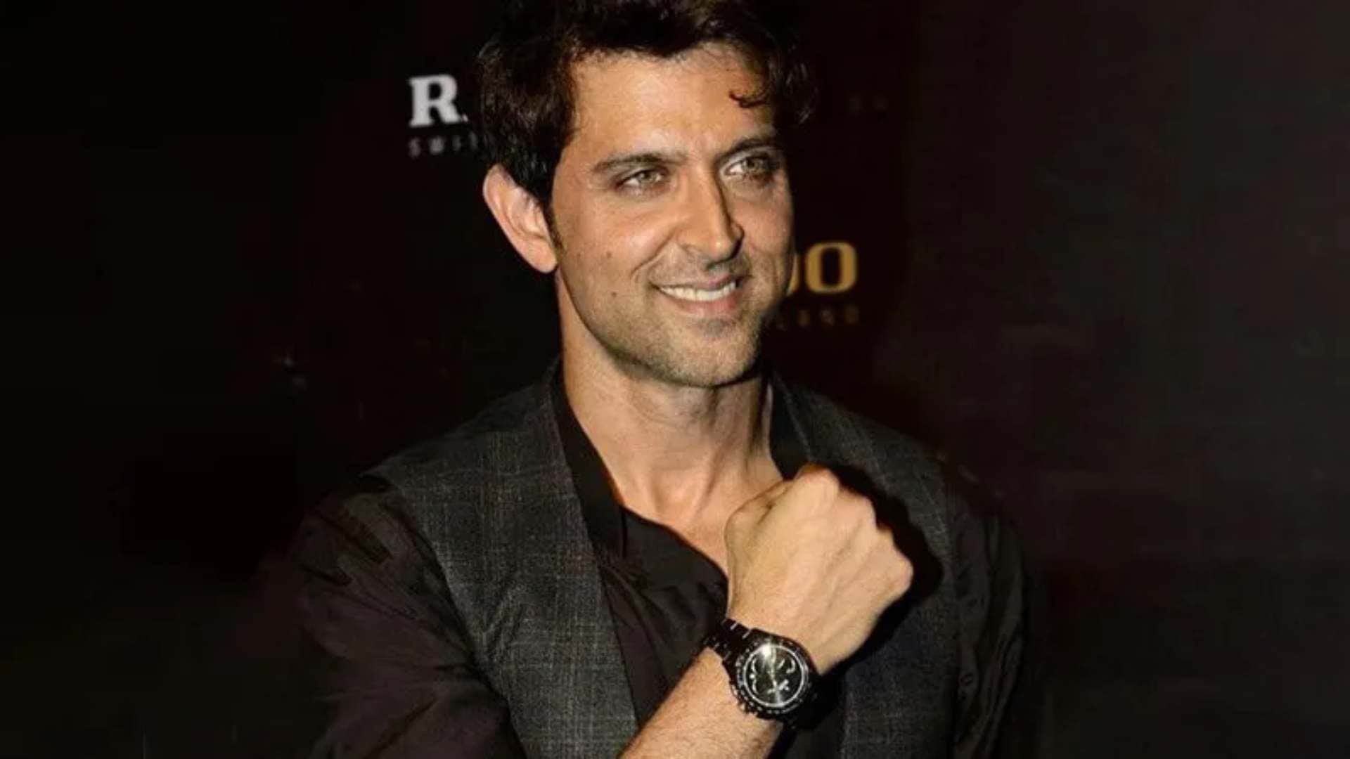 Hrithik Roshan Birthday special know the unknown facts about fighter actor luxury life and net worth