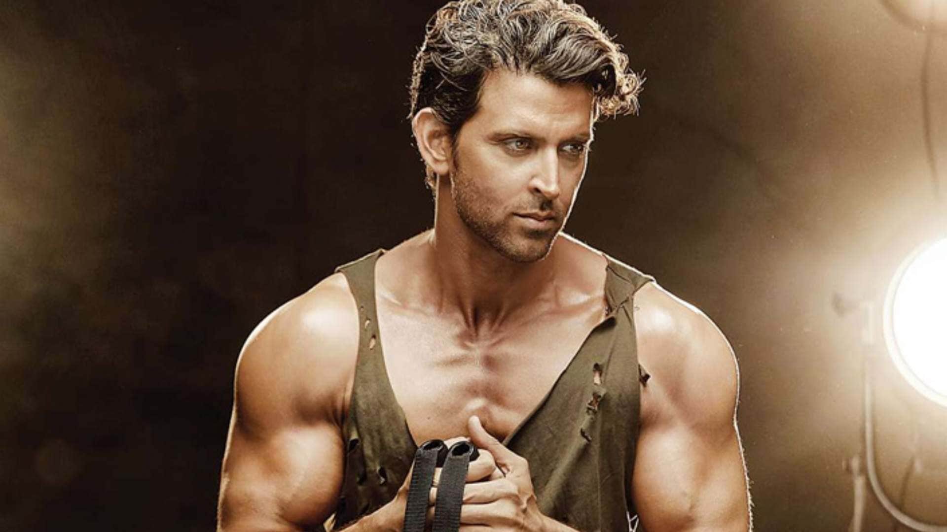 Hrithik Roshan Birthday special know the unknown facts about fighter actor luxury life and net worth