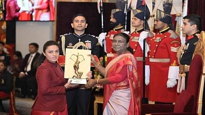 उपलब्धि: हिमाचल की बेटी रितु नेगी को अर्जुन पुरस्कार, राष्ट्रपति द्रौपदी मुर्मू ने दिया सम्मान Achievement: Arjuna Award to Himachal's daughter Ritu Negi, President Draupadi Murmu honored