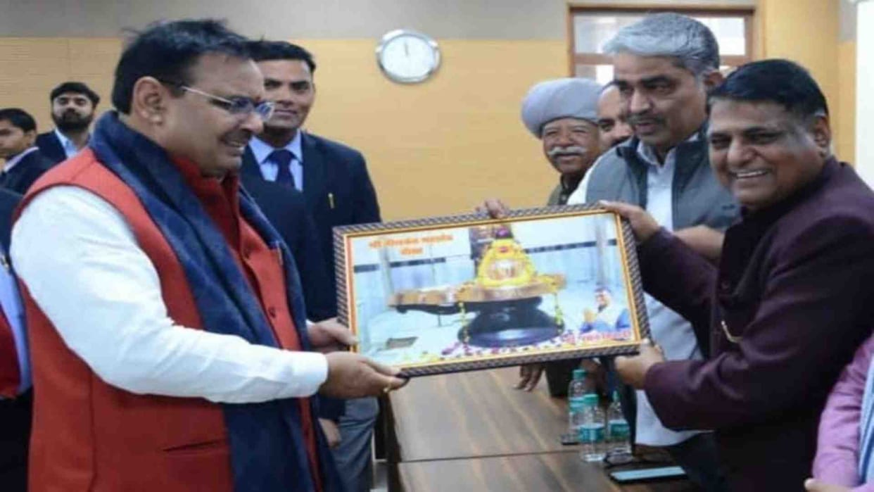 Dr. Ratan Tiwari and Virendra Meena met Chief Minister Bhajan Lal