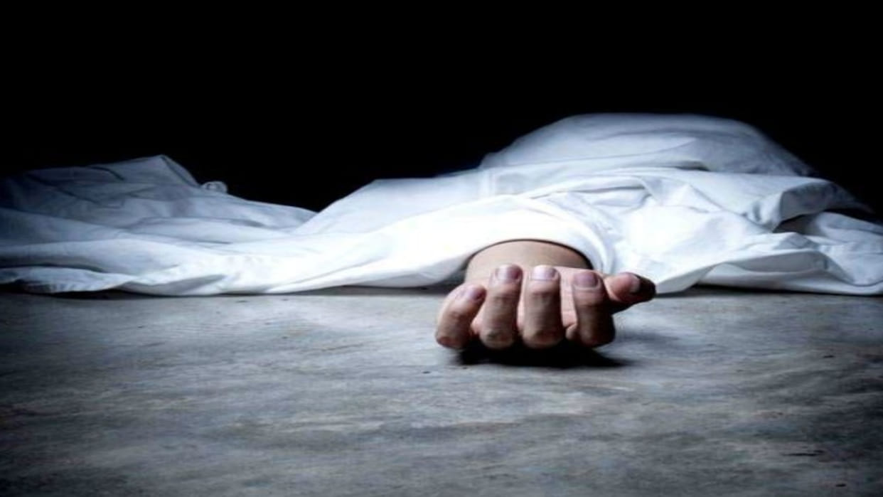 Data operator living near sister strangled to death