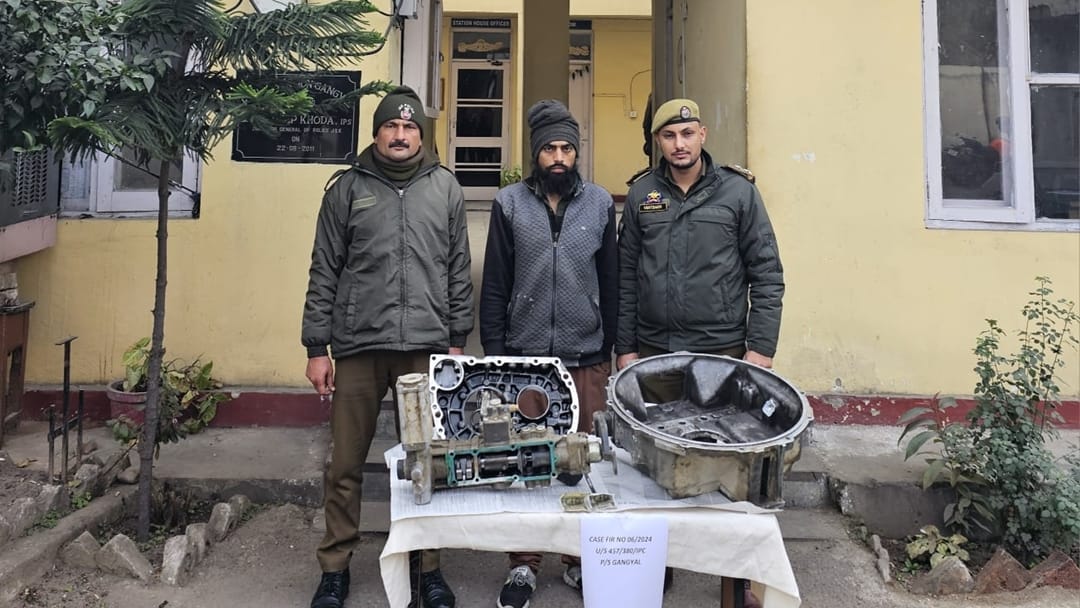 Jammu: Gangyal police solved theft case in 72 hours accused arrested with goods worth six lakhs