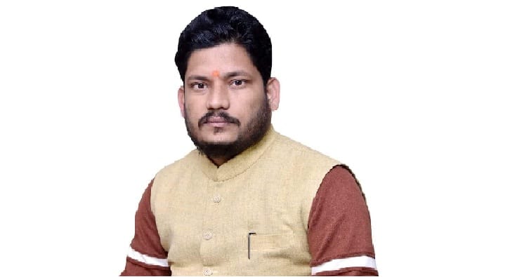 Orai Accident, Heavy collision between tanker and car, BJP Business Cell District President died