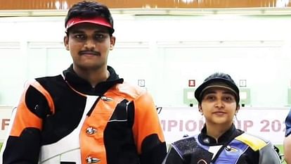 Asian Olympic Qualifiers: रुद्रांक्ष और मेहुली की जोड़ी को मिला स्वर्ण पदक, रिदम और अर्जुन ने मिलकर जीता रजत Mehuli Ghosh and Rudrankksh Patil duo wins India fifth gold in Asian Olympic Qualifiers