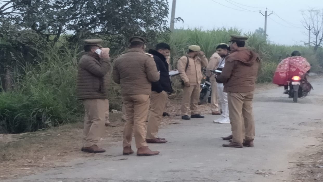 Miscreants looted 3.30 lakh from finance company employees in Muzaffarnagar