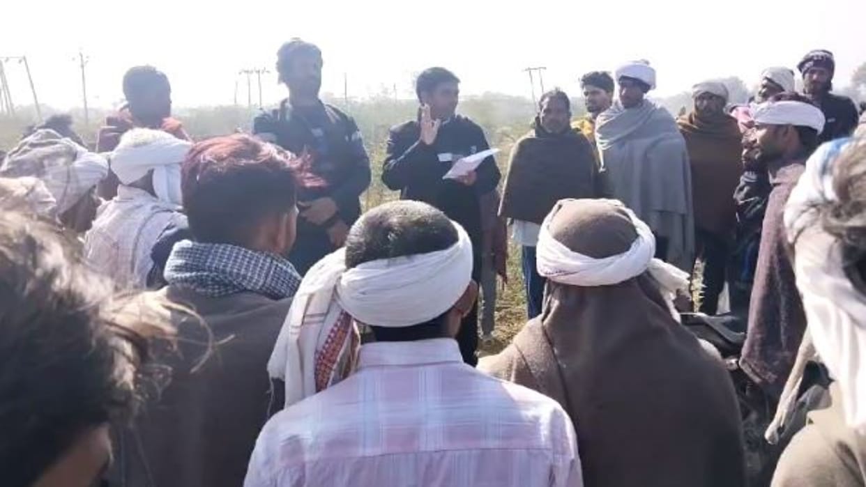 Dausa News Farmer struggling between life and death due to negligence of electricity department