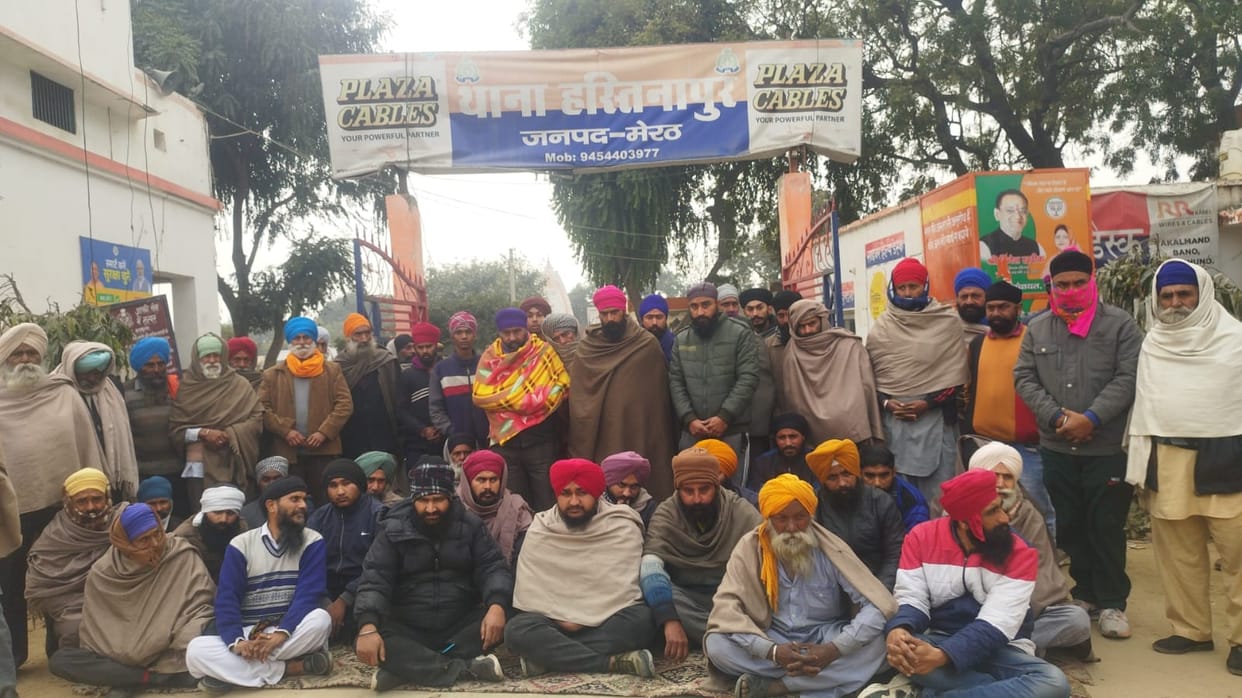 Sardar Tirath Singh murder case: Villagers angry over arrest of accused, protest at police station