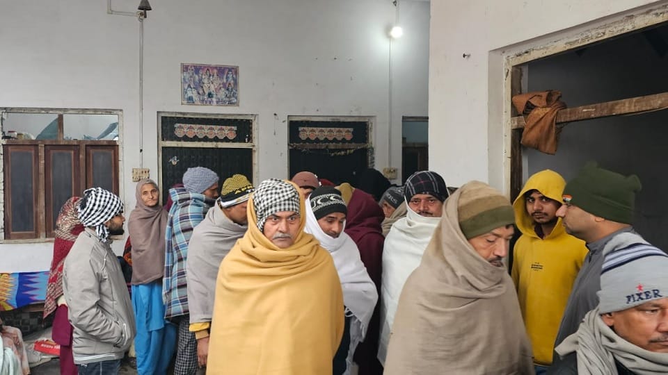 UP: After killing his wife in Amroha he shot himself, family was shocked see view room