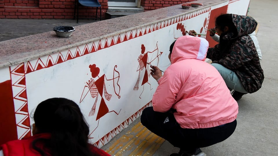 Ram Mandir Pran Pratistha: Lamps will be lit, house and courtyard will be decorated with Rangoli.