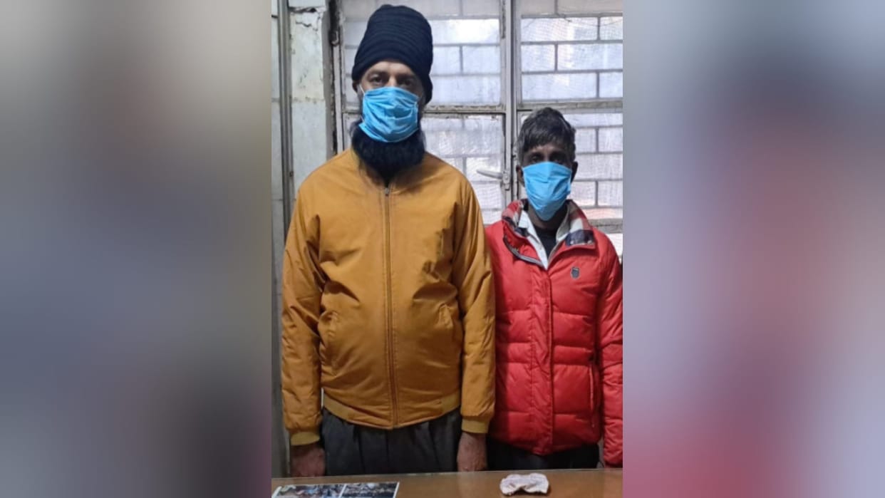 Two people of Bijnor cheated a person from Baghpat of 1.5 lakh and two accused arrested