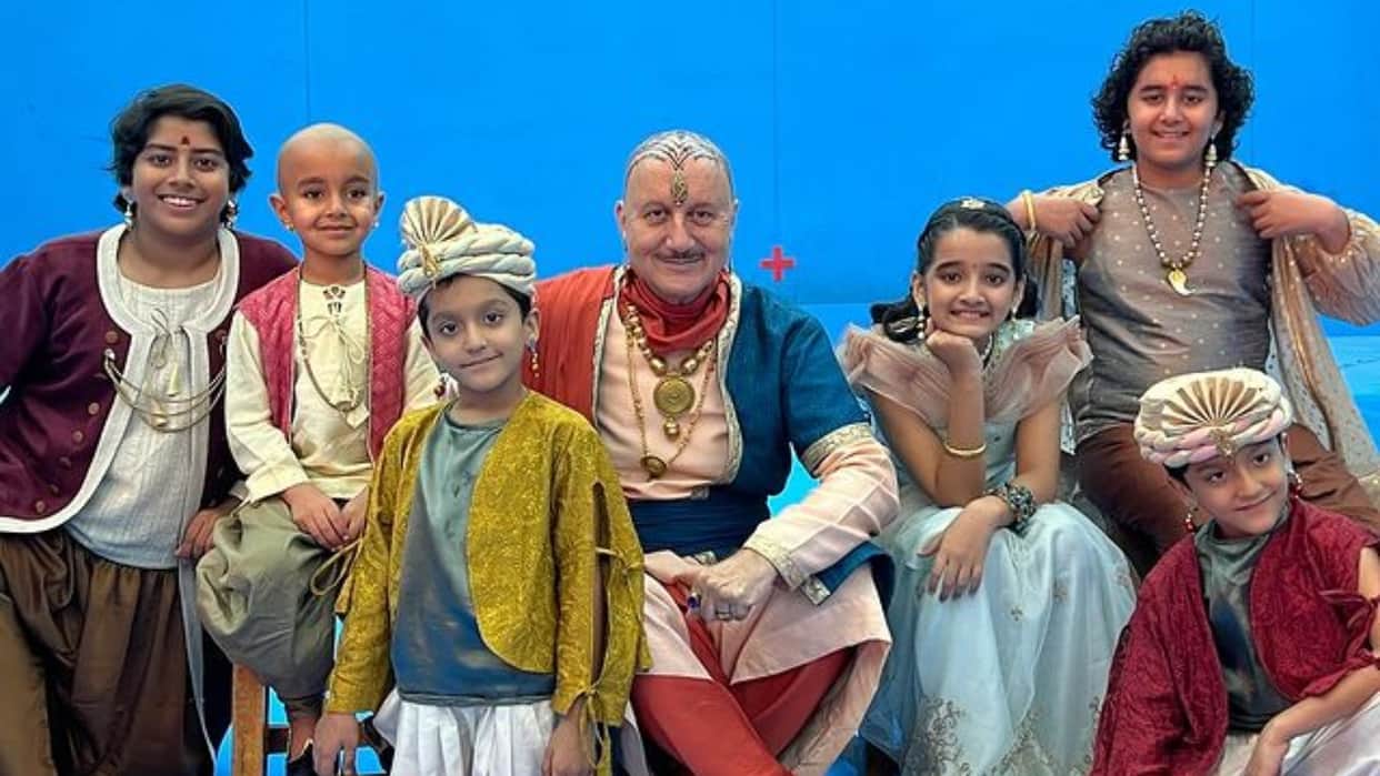 Anupam kher wraps up shooting of Chhota Bheem shares pics from film set writes an emotional note for team