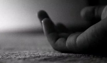 Elderly couple son died, last rites performed with donations