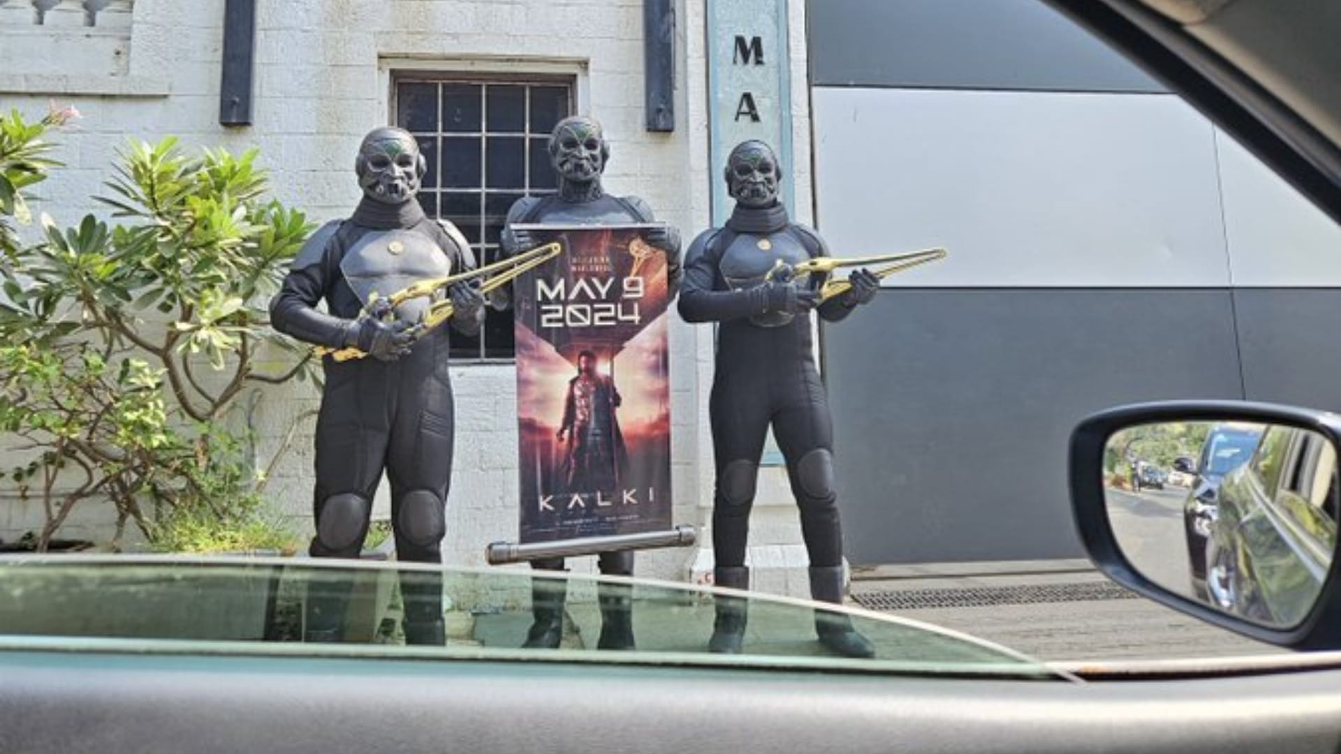 Team Kalki 2898 AD promotes film outside Dunki actor Shah Rukh Khan house Mannat photo Viral on social media