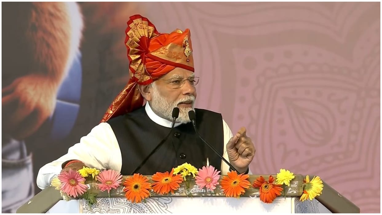 PM Modi SAID GOVERNMENT schemes must reach all eligible beneficiaries