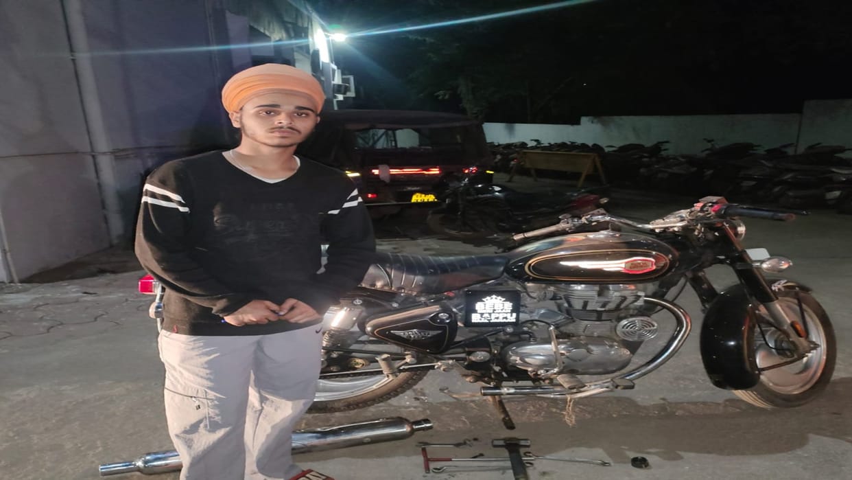 Raipur News: Court imposed fine of Rs 12 thousand for installing modified silencer on bullet