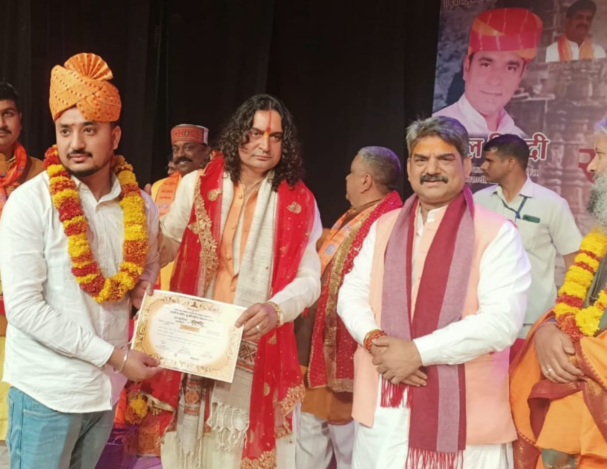 Rajasthan News: Sankalp Yatra started from Jaipur for reconstruction of temples, Sant Samaj took resolution