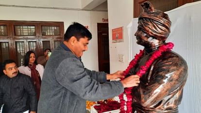 Tribute to Swami Vivekananda on National Youth Day