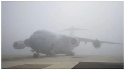 Gorakhpur Fog Plane returned to Mumbai after hovering over Gorakshanagari..landed the other one in Ayodhya