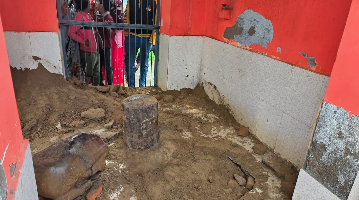 Out of greed, they dug up the sanctum sanctorum of the temple, dug a six feet pit, created panic among the vil